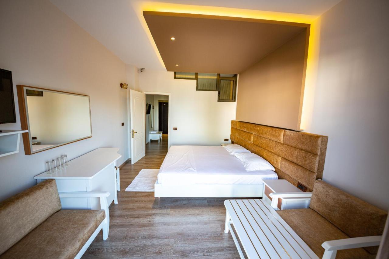 New Heaven Hotel Saranda Kültér fotó