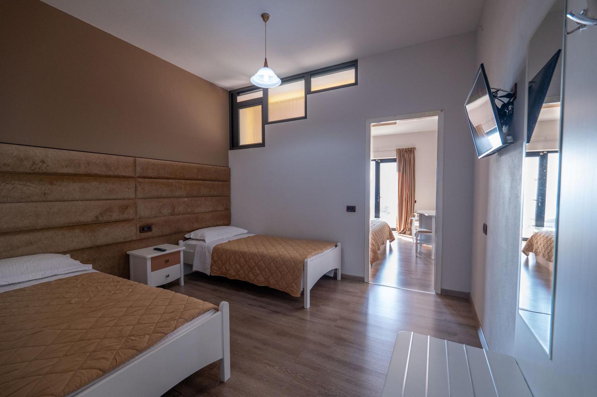 New Heaven Hotel Saranda Kültér fotó