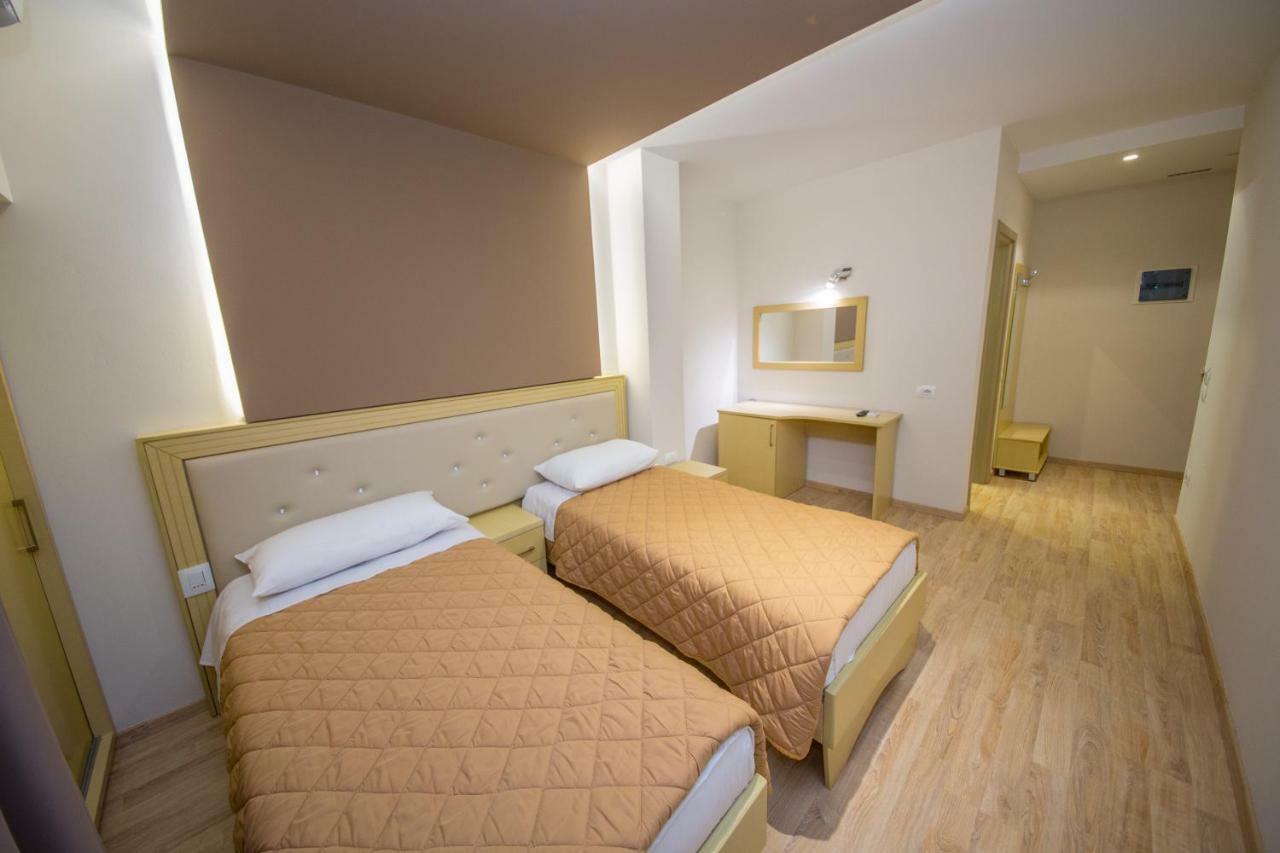 New Heaven Hotel Saranda Kültér fotó